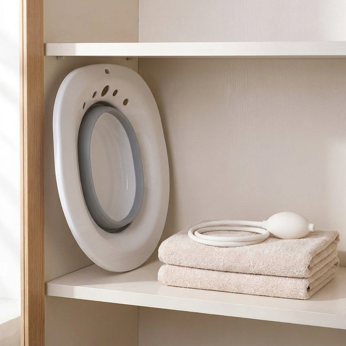 Foldable Sitz Bath for Postpartum and Everyday Use - Collapsible Over-Toilet Soaking Basin with Bulb Rinse Pump and Flat-Fold Storage