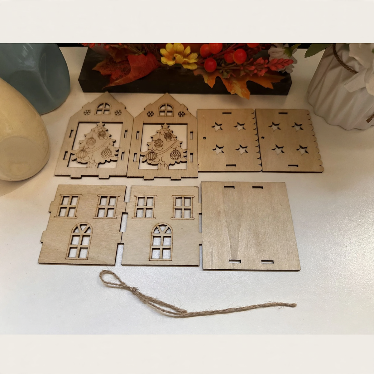 3D-Wood Christmas House to Assemble