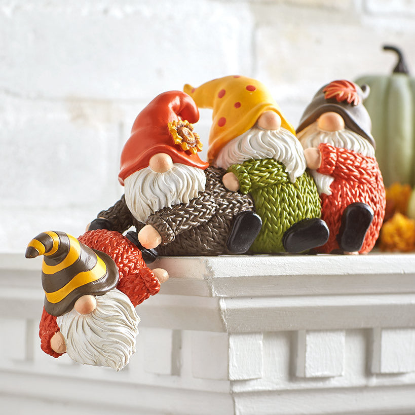 Decorative Christmas figure made of resin