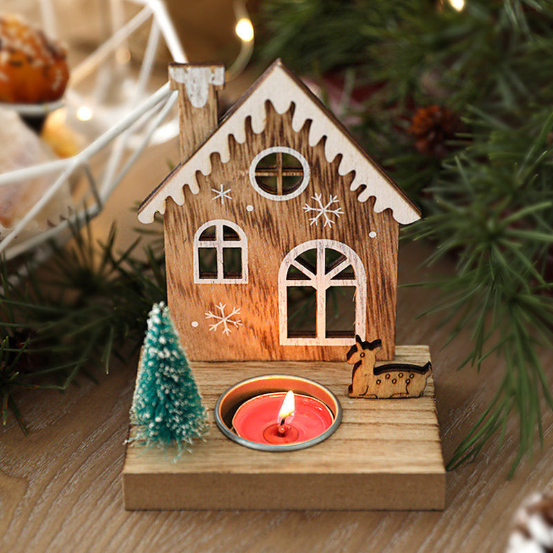 Christmas candle holder made of wood