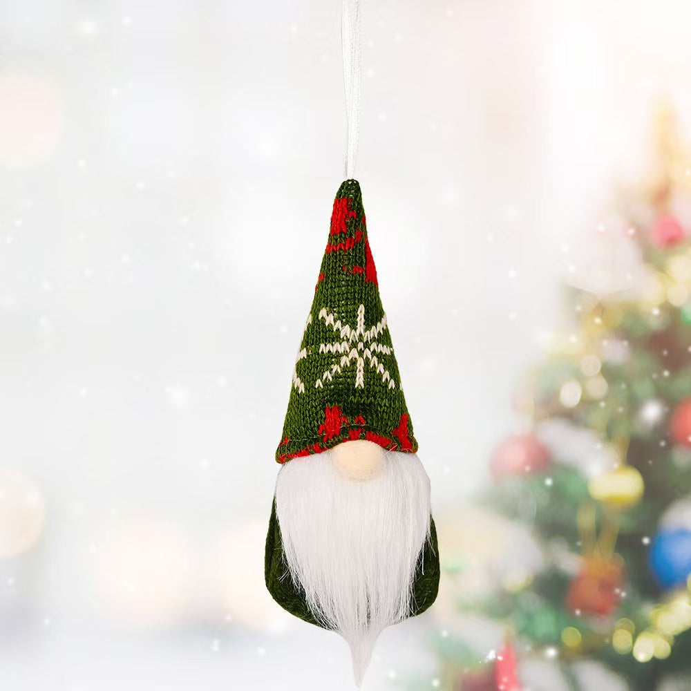 Decorative gnome figure made of fleece fabric
