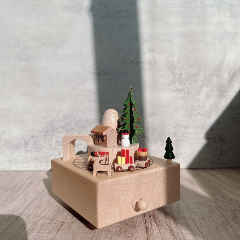 Music box made of beech wood, hand-painted design