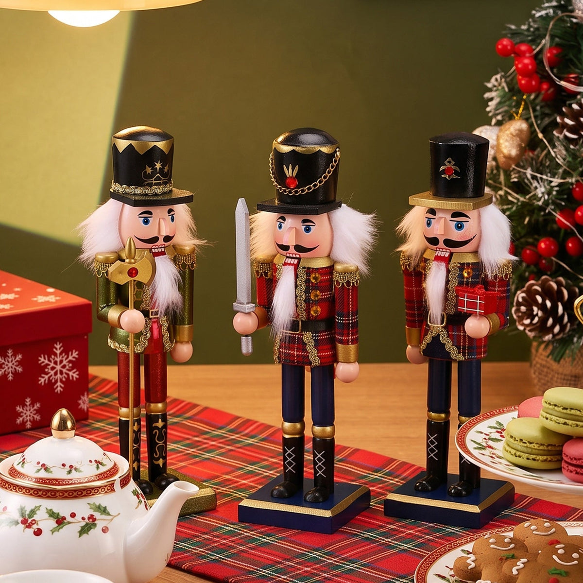 Nutcracker figure made of wood, 25 cm, European style