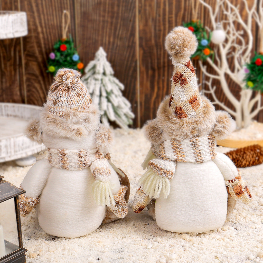 Christmas gnomes made of knit, various designs
