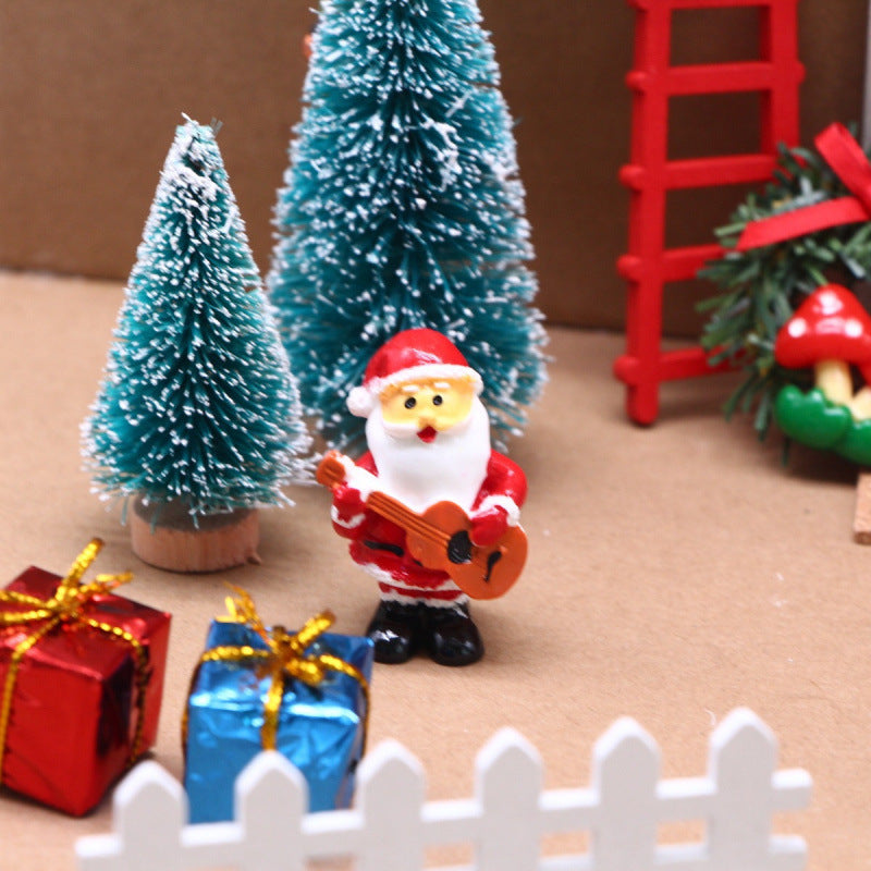 Miniature Elf Set with Accessories for Dollhouses