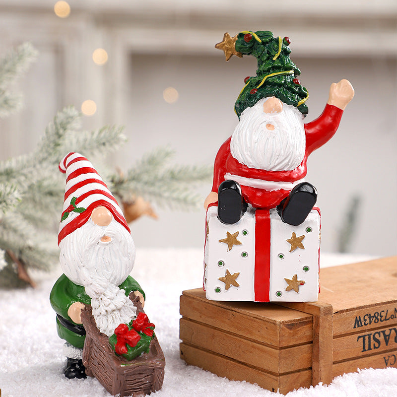 Decorative gnome figure made of resin