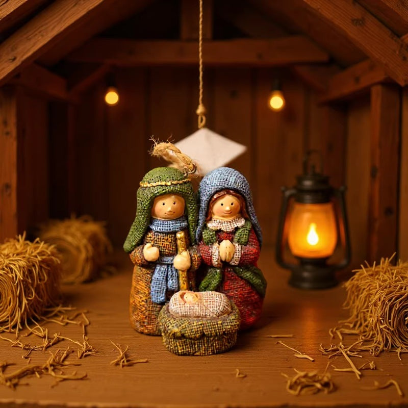 Christmas nativity figurine pendant made of resin
