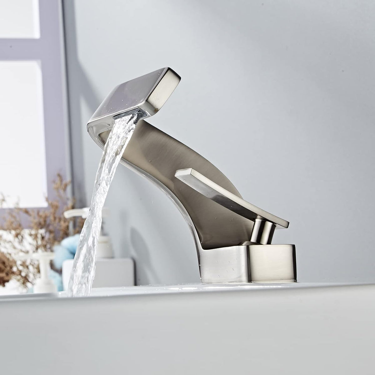 Solna - Waterfall Single Lever Brass Bathroom Sink Faucet