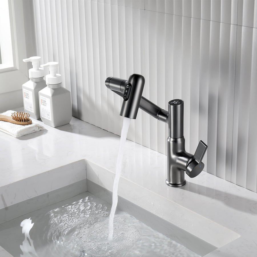 Displays accurate water temperature and prevents burns immediately