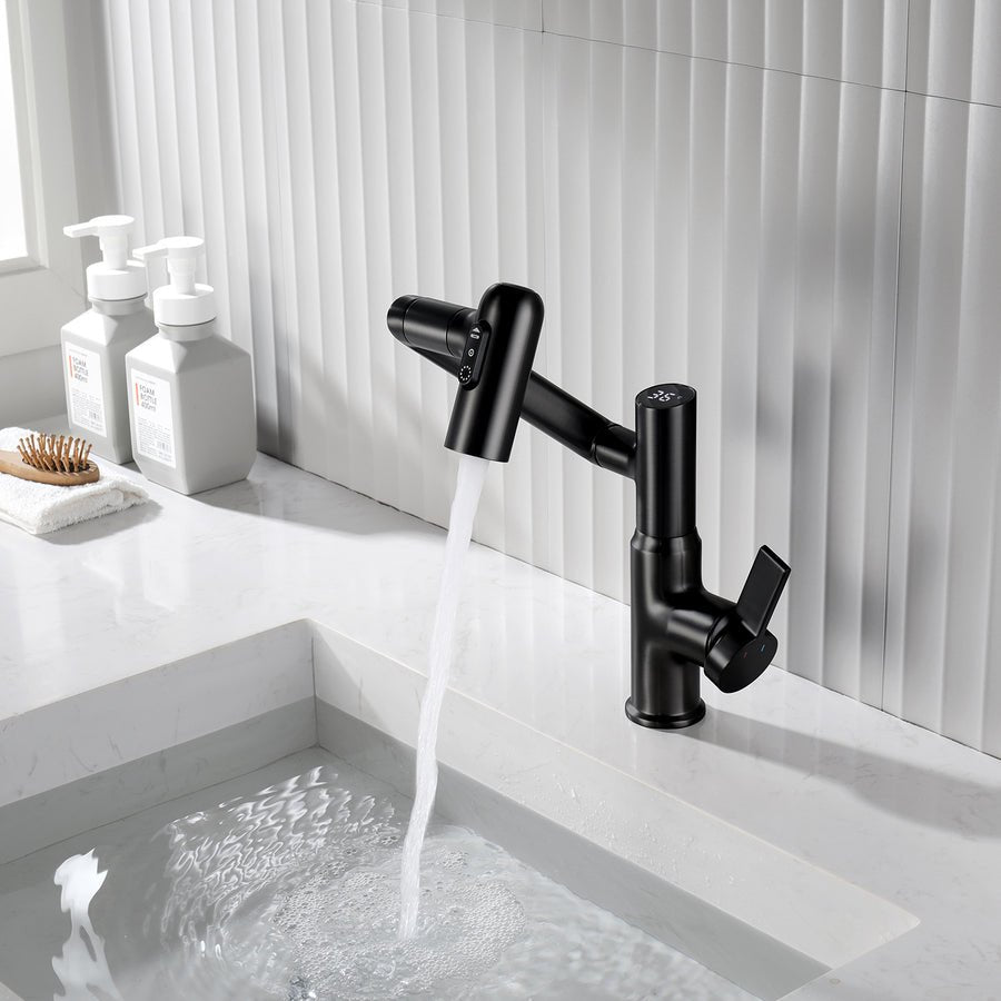 Displays accurate water temperature and prevents burns immediately