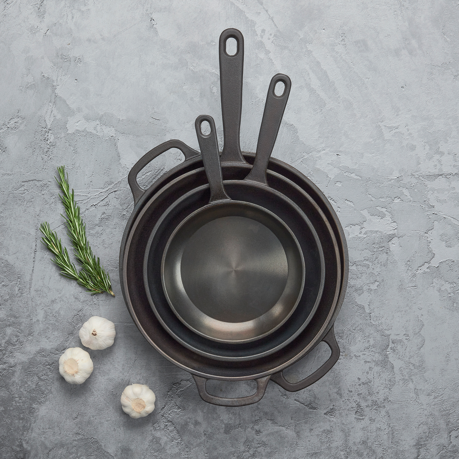 12" Smooth Cast Round Pre-Seasoned Cast Iron Skillet Fry Pan