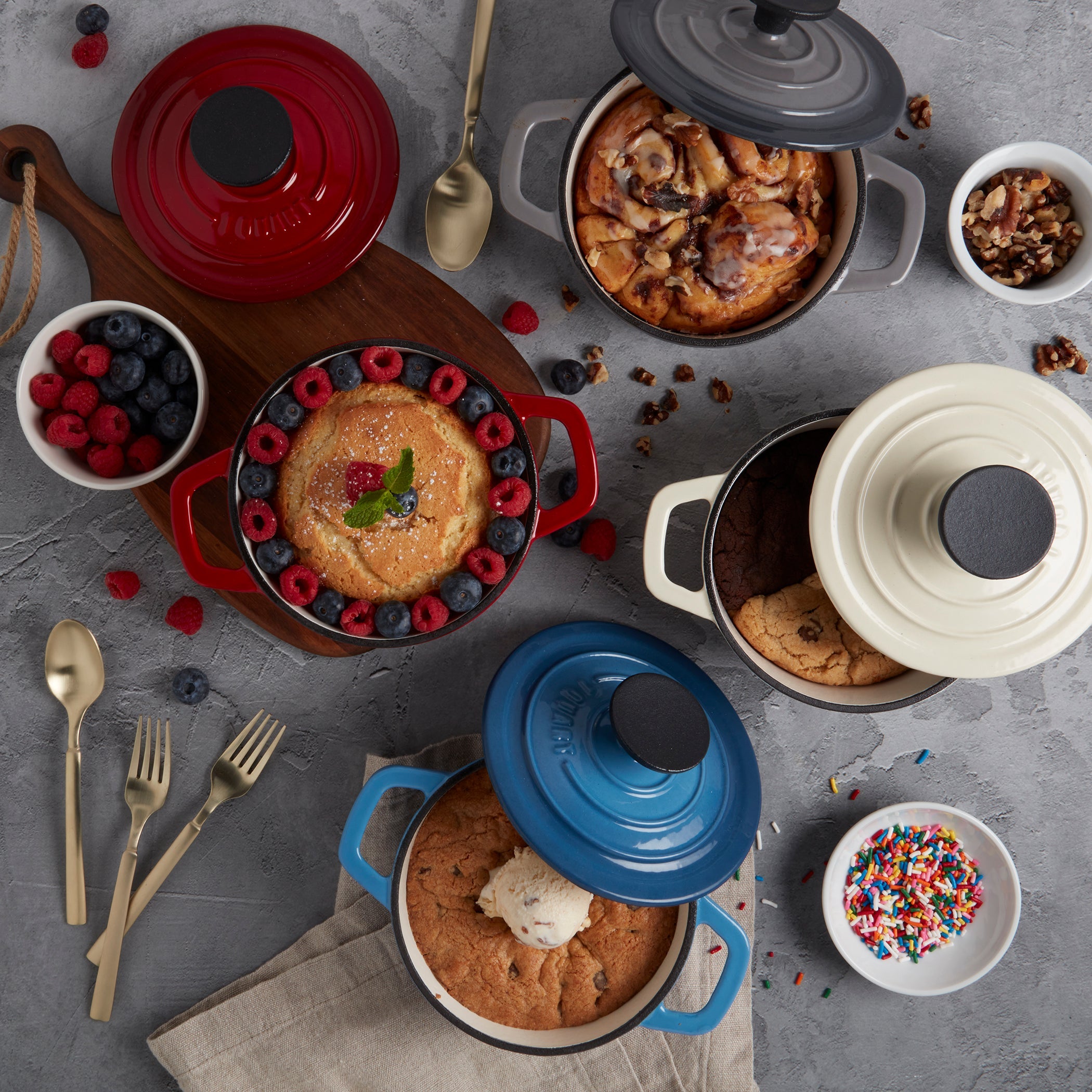 5-Quart Enameled Cast Iron Dutch Oven, Blue