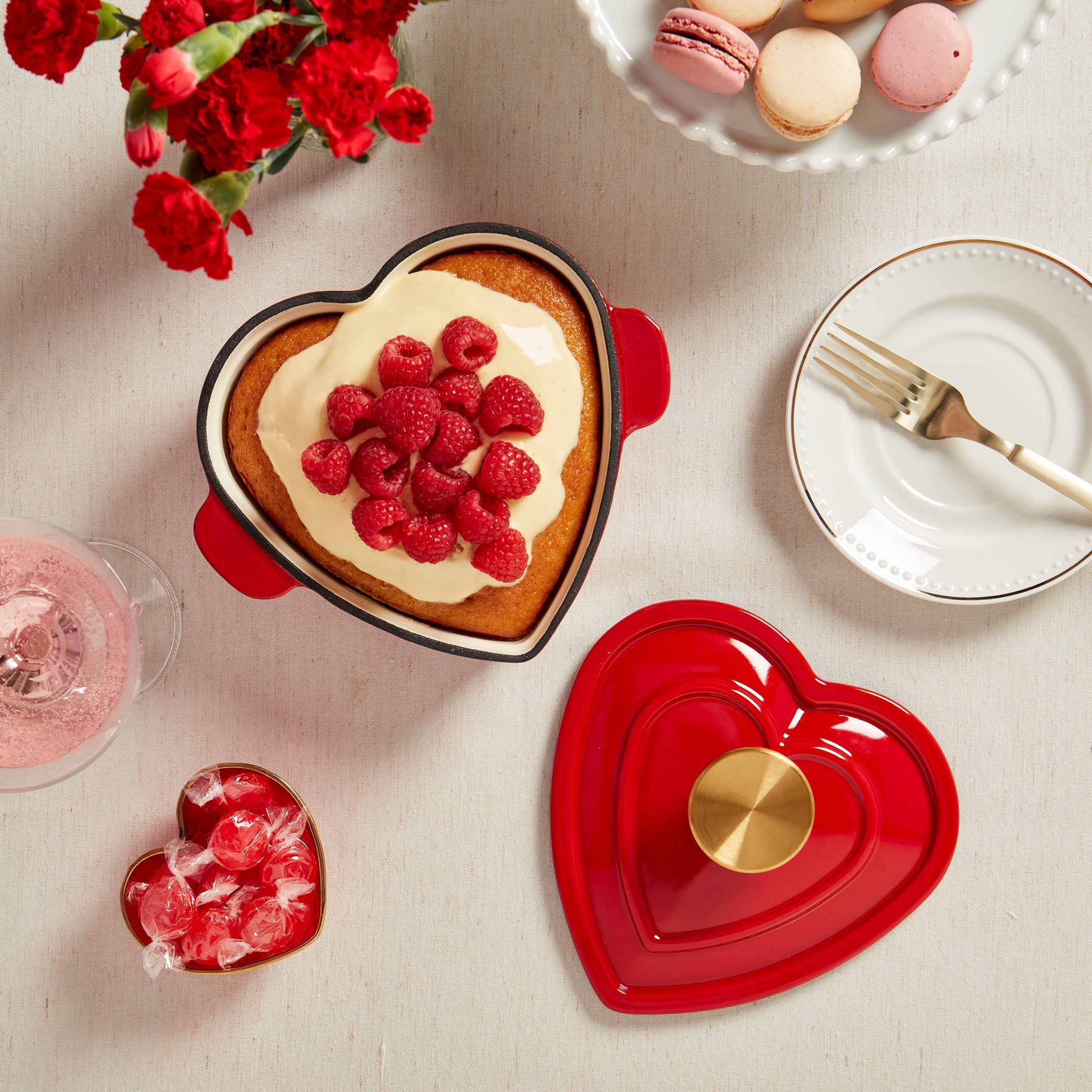 1-Quart Enameled Cast Iron Heart-Shaped Dutch Oven, Red