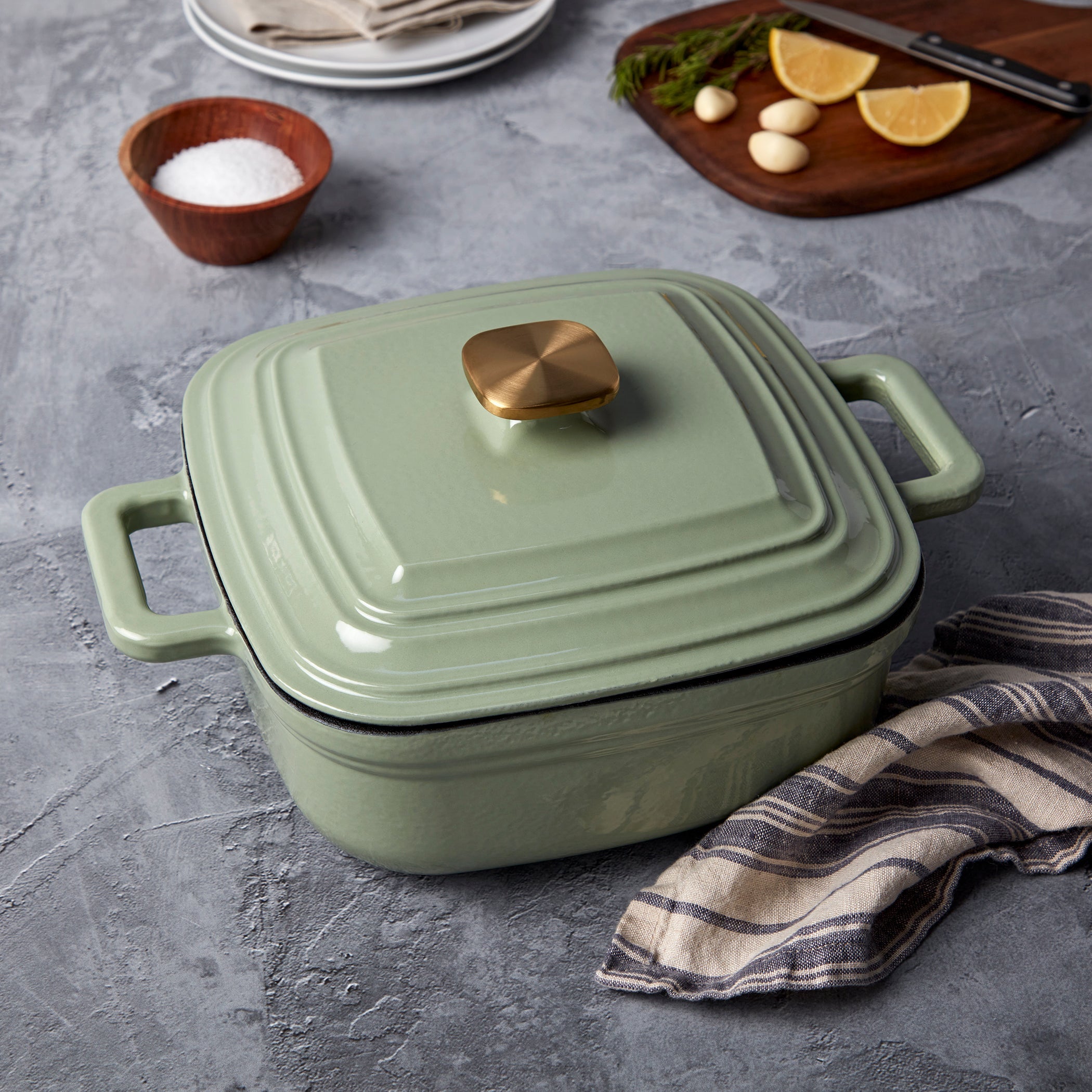 4-Quart Enameled Cast Iron Square Dutch Ovens, Matcha Green