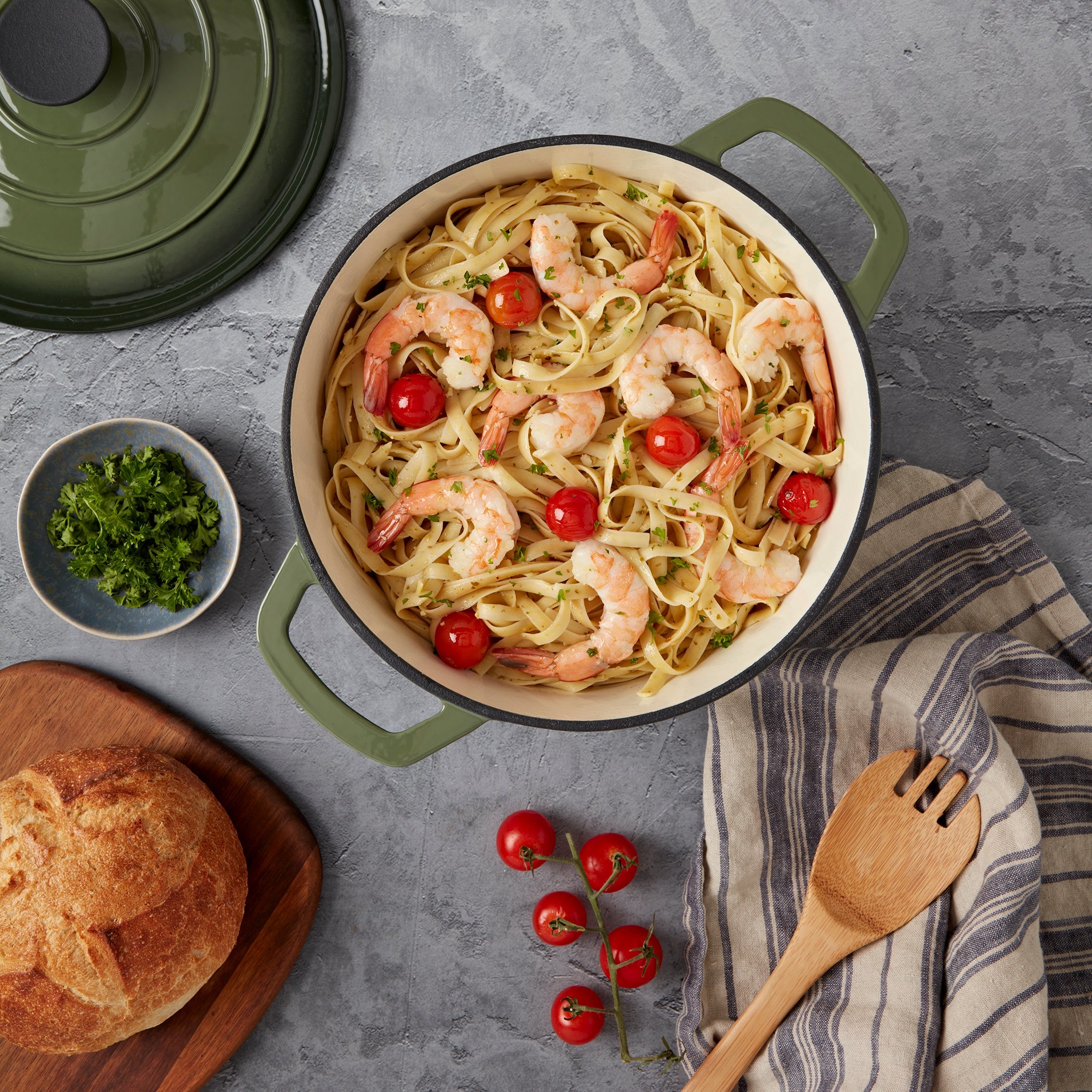 3-Quart Enameled Cast Iron Dutch Oven, Green