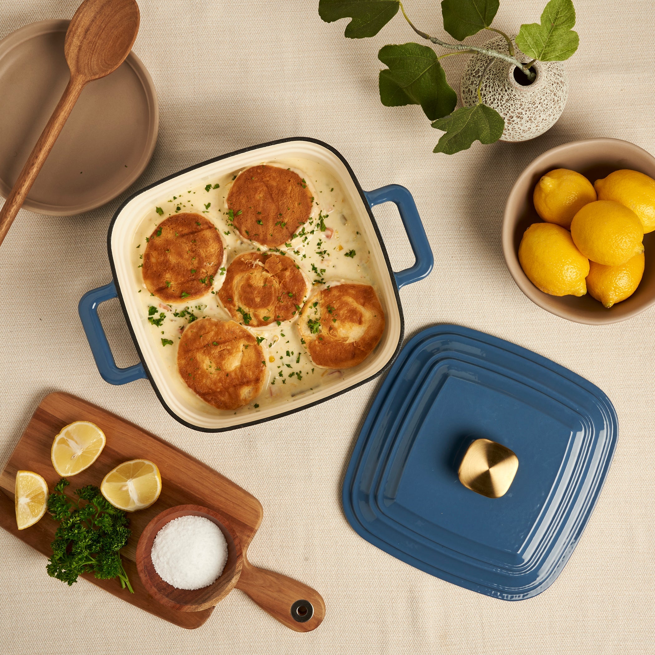4-Quart Enameled Cast Iron Square Dutch Ovens, Cool Blue
